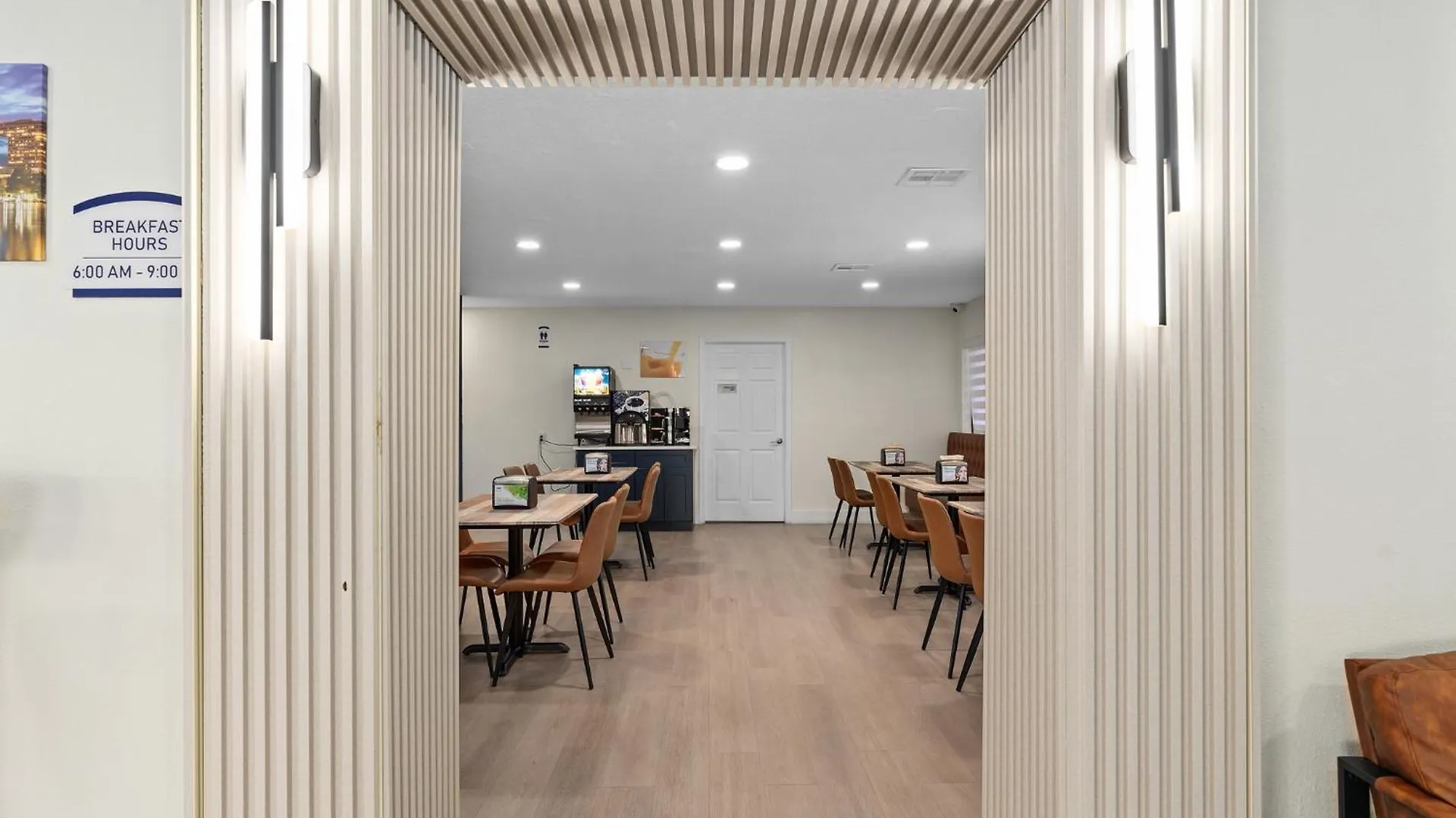 Hotel Baymont By Wyndham Orlando Downtown 2*,