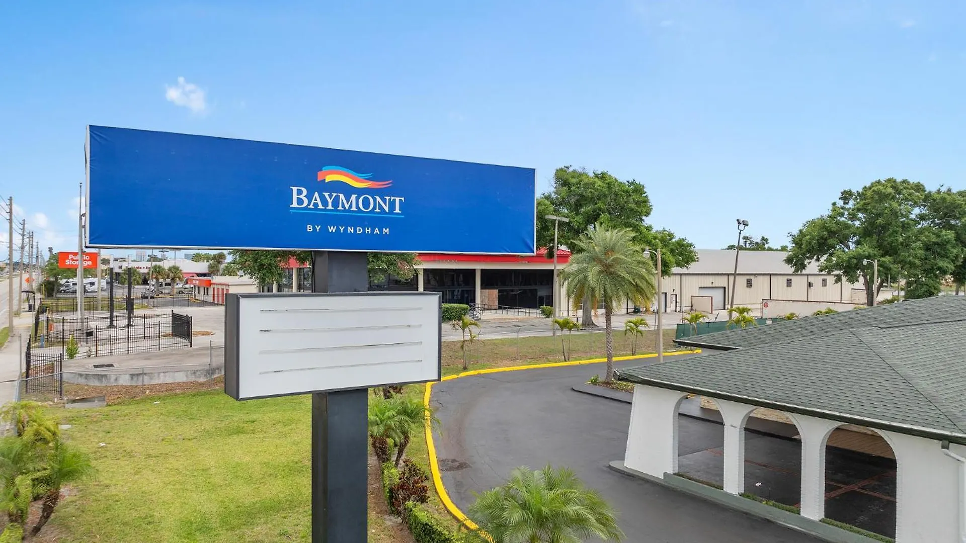 Baymont By Wyndham Orlando Downtown Hotel