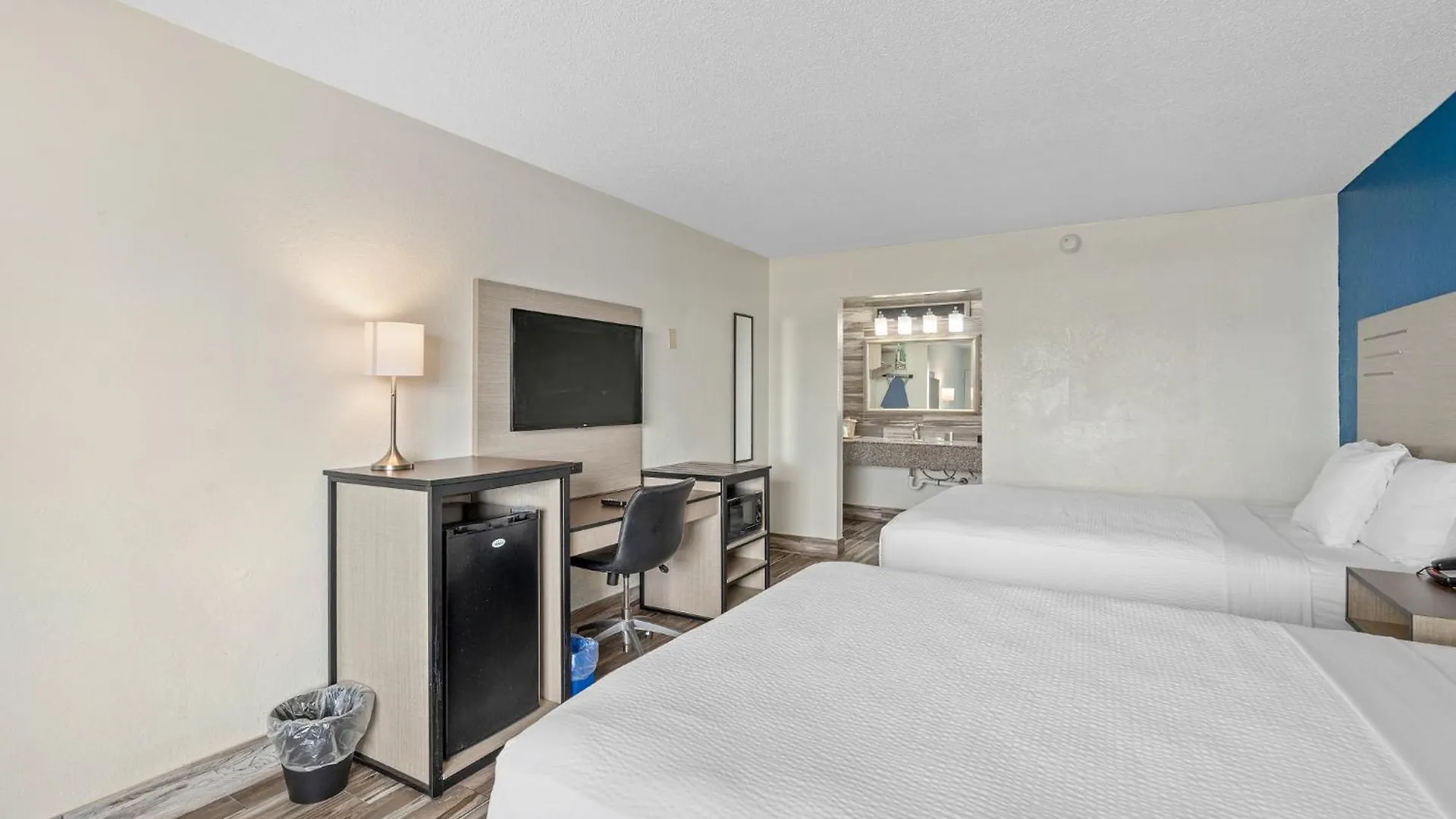 Baymont By Wyndham Orlando Downtown Hotel